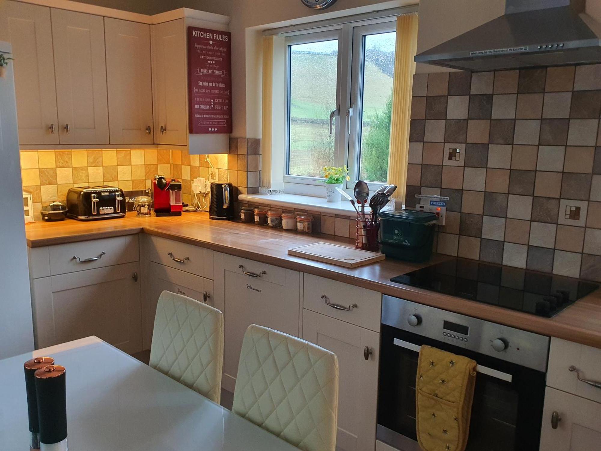 Idyllic 2 Bedroom Self-Contained Upsidedown Annexe Llandrindod Wells Eksteriør billede